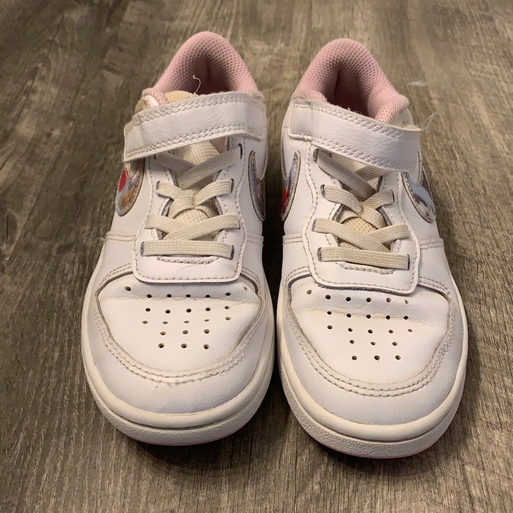 Kid’s shoes